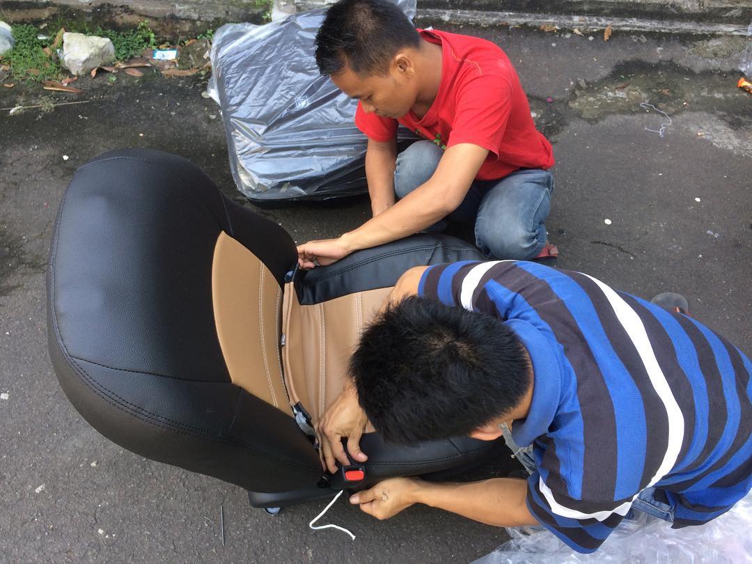 Duta_bintaro_sarung_jok (159)